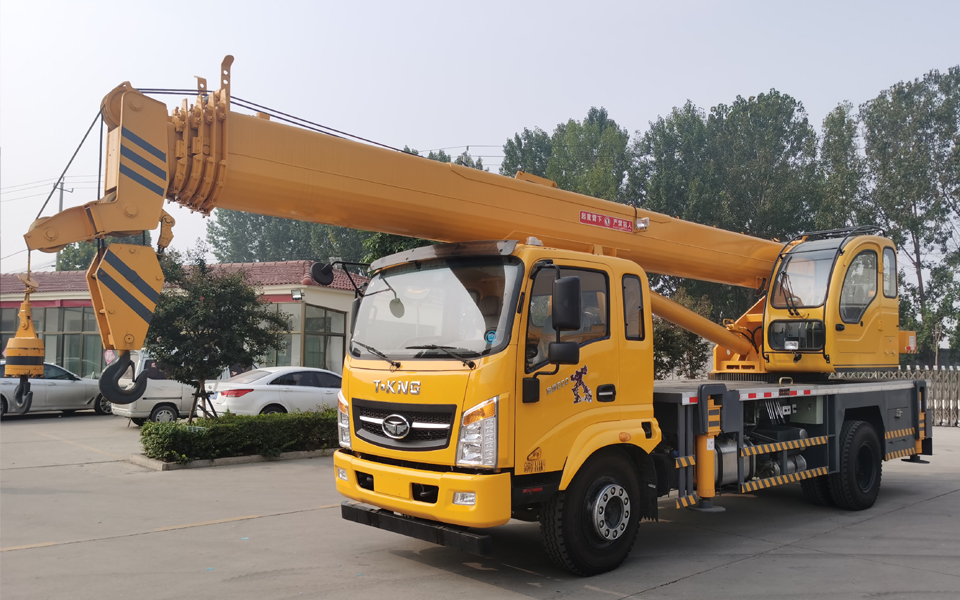 16噸吊車唐駿吊車國(guó)六